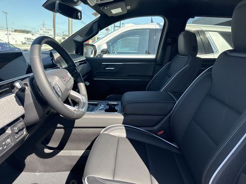 New 2026 GMC Sierra EV Elevation image 10