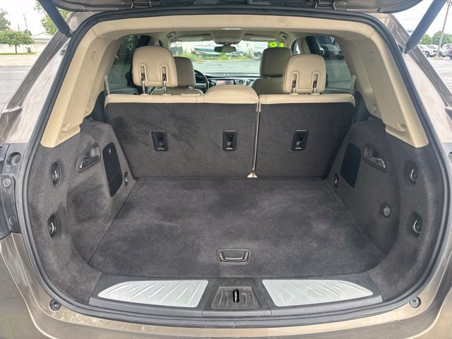 Used 2018 Buick Envision Essence FWD image 13