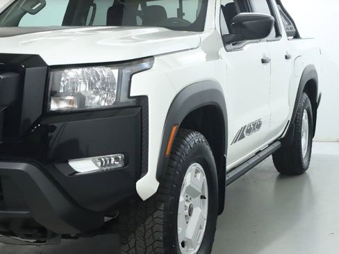 Certified 2024 Nissan Frontier SV w/ Hardbody Edition AWD/4WD image 5