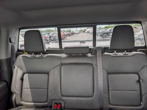 Used 2022 Chevrolet Silverado 1500 RST w/ Convenience Package II AWD/4WD image 14