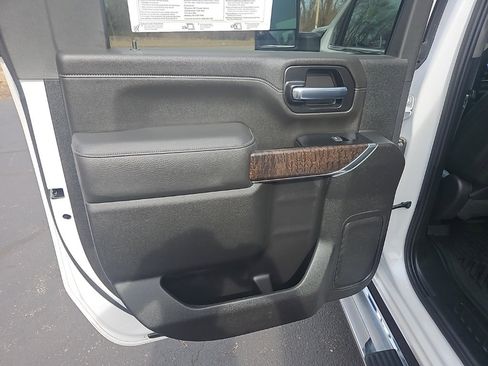 Used 2020 GMC Sierra 2500 Denali w/ Denali Ultimate Package image 24