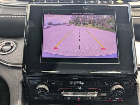 New 2025 Jeep Grand Cherokee Laredo X w/ Luxury Tech Group I image 20