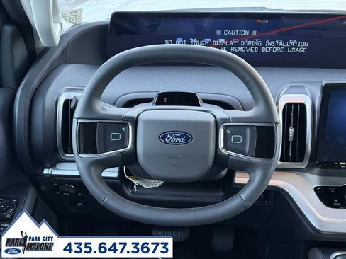 New 2025 Ford Expedition Active image 19