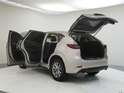 Used 2024 MAZDA CX-5 AWD 2.5 S w/ Select Package image 12