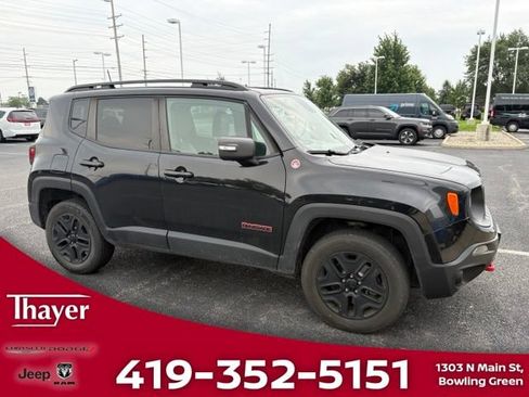 Used 2018 Jeep Renegade Trailhawk AWD/4WD image 1