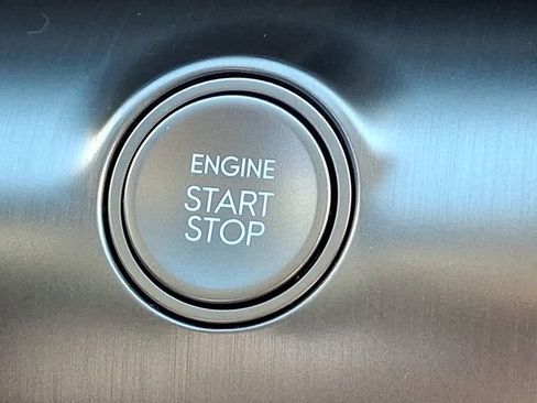 New 2026 Hyundai Kona SE image 9