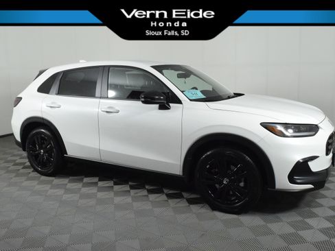 New 2026 Honda HR-V Sport image 1