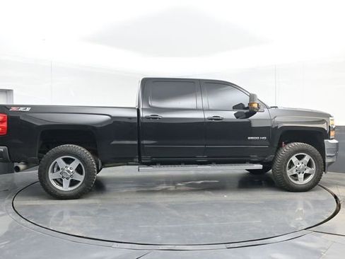 Used 2016 Chevrolet Silverado 2500 LT w/ LT Convenience Package AWD/4WD image 15