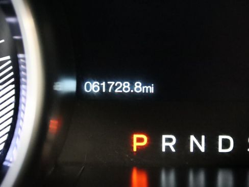 Used 2019 Ford Mustang Premium RWD image 19