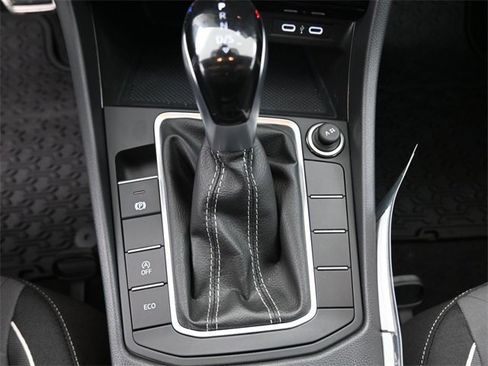 New 2026 Volkswagen Jetta Sport image 9