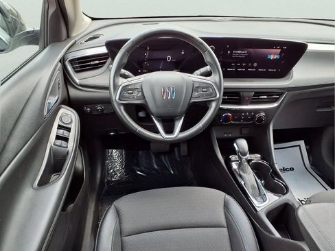 Used 2025 Buick Encore GX Preferred AWD/4WD image 9