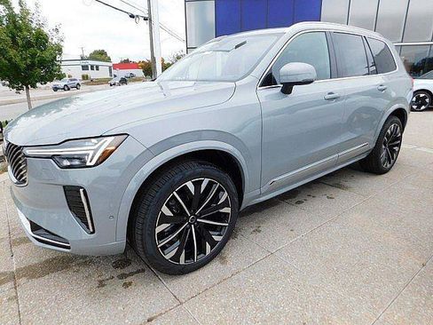 New 2026 Volvo XC90 B6 Plus w/ Protection Package Premier AWD/4WD image 11