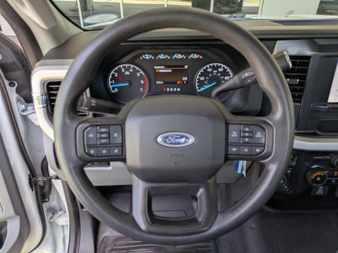 Certified 2025 Ford F250 XL w/ XL Driver Assist Package AWD/4WD image 15