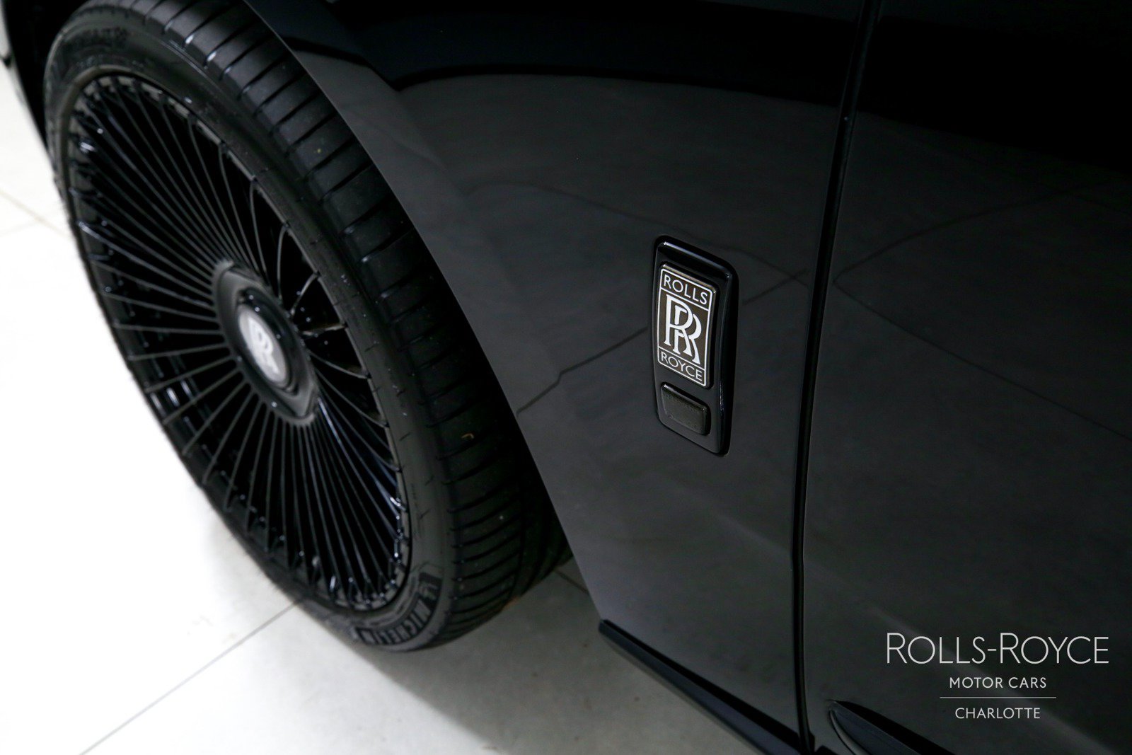 Used 2023 Rolls-Royce Cullinan w/ Cullinan Package AWD/4WD image 44
