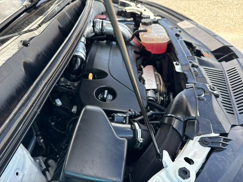 Used 2021 Buick Encore Preferred image 35