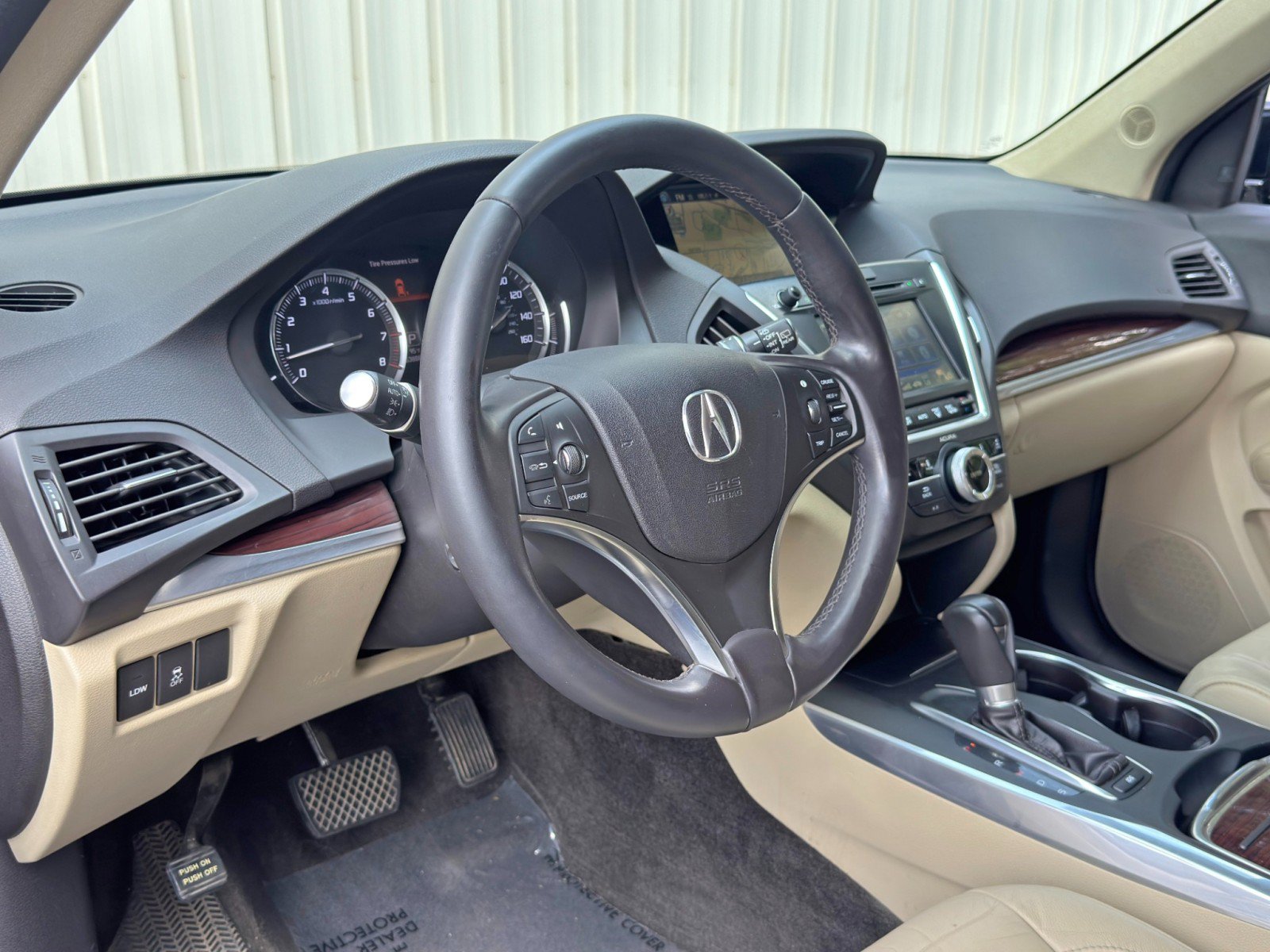 Used 2014 Acura MDX w/ Technology Package AWD/4WD image 13