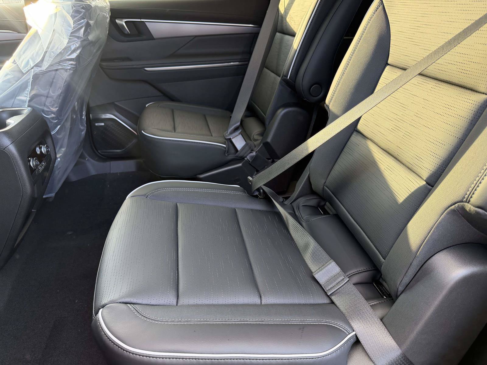 New 2026 Buick Enclave Sport Touring w/ Power Package AWD/4WD image 8