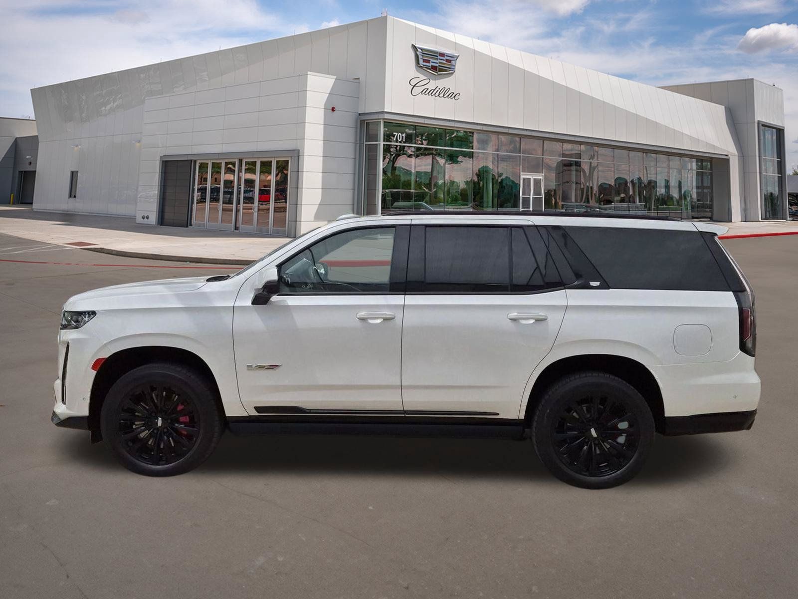 Certified 2024 Cadillac Escalade V w/ LPO, ONYX Package AWD/4WD image 3