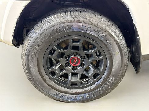 Used 2022 Toyota 4Runner SR5 w/ 4Runner Black Package (TMS) AWD/4WD image 38