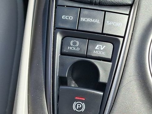 Used 2023 Toyota Camry SE FWD image 24