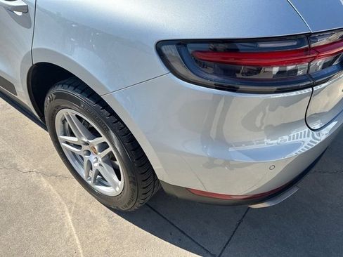 Used 2021 Porsche Macan image 14
