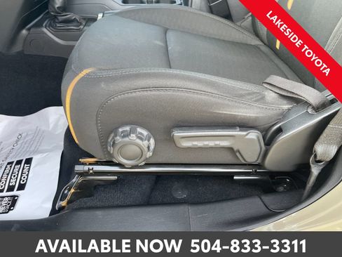 Used 2020 Jeep Gladiator Sport image 24