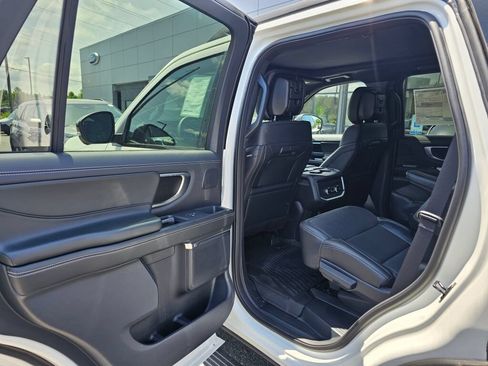 New 2026 Ford Expedition Platinum AWD/4WD image 11