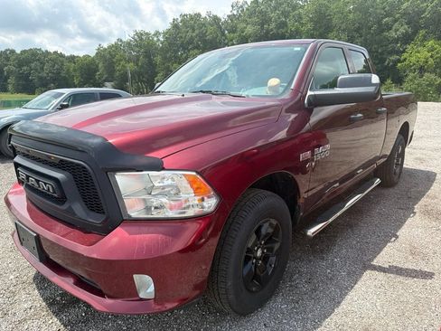 Used 2016 RAM 1500 Express AWD/4WD image 2