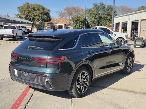 Used 2023 Genesis GV70 2.5T w/ Advanced Package image 5