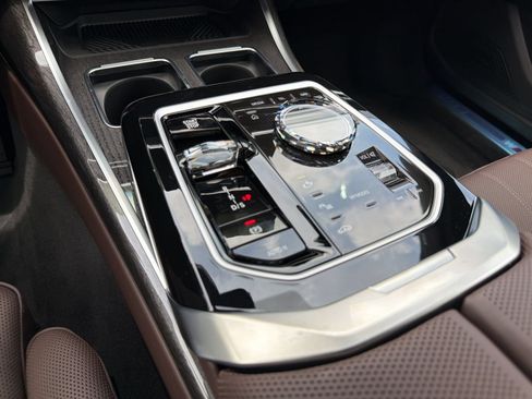 New 2026 BMW 750e xDrive w/ Executive Package AWD/4WD image 14