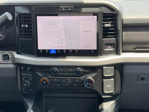 New 2026 Ford F250 XLT w/ XLT Premium Package AWD/4WD image 8