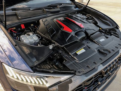 Used 2022 Audi RS Q8 4.0T image 64