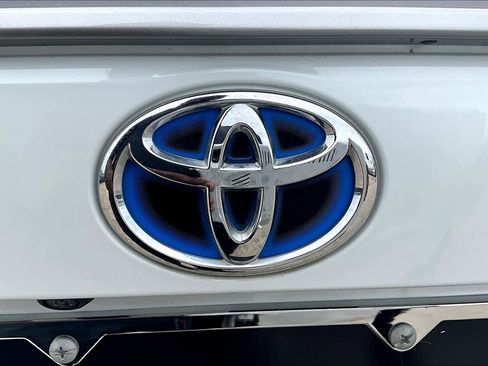 Used 2023 Toyota RAV4 XSE AWD/4WD image 31