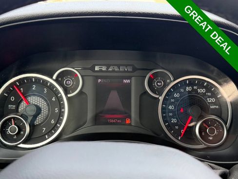 Used 2026 RAM 2500 Big Horn AWD/4WD image 18