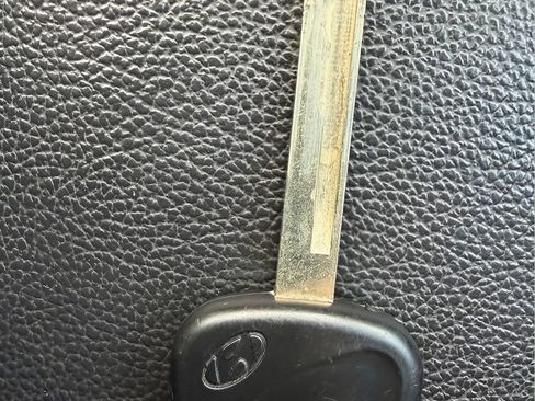 Used 2016 Hyundai Elantra GT FWD image 24