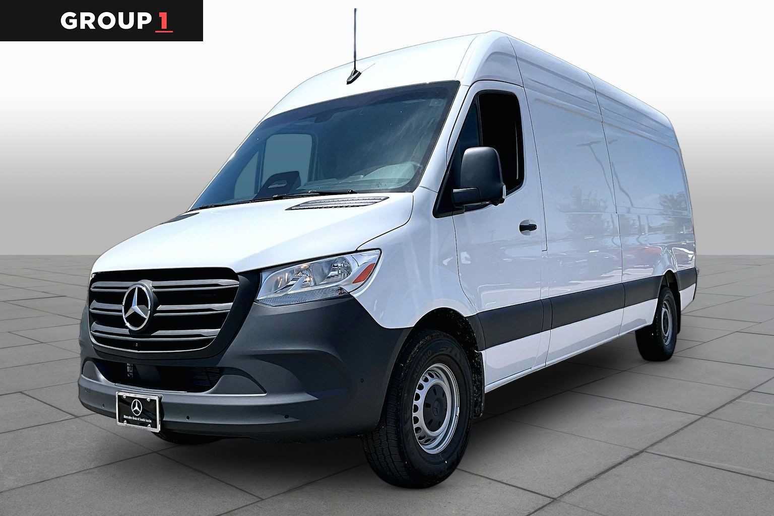 Used 2026 Mercedes-Benz Sprinter 2500 image 1
