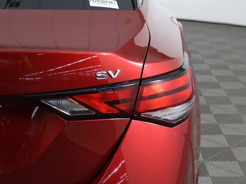 Used 2021 Nissan Sentra SV w/ SV Premium Package image 16
