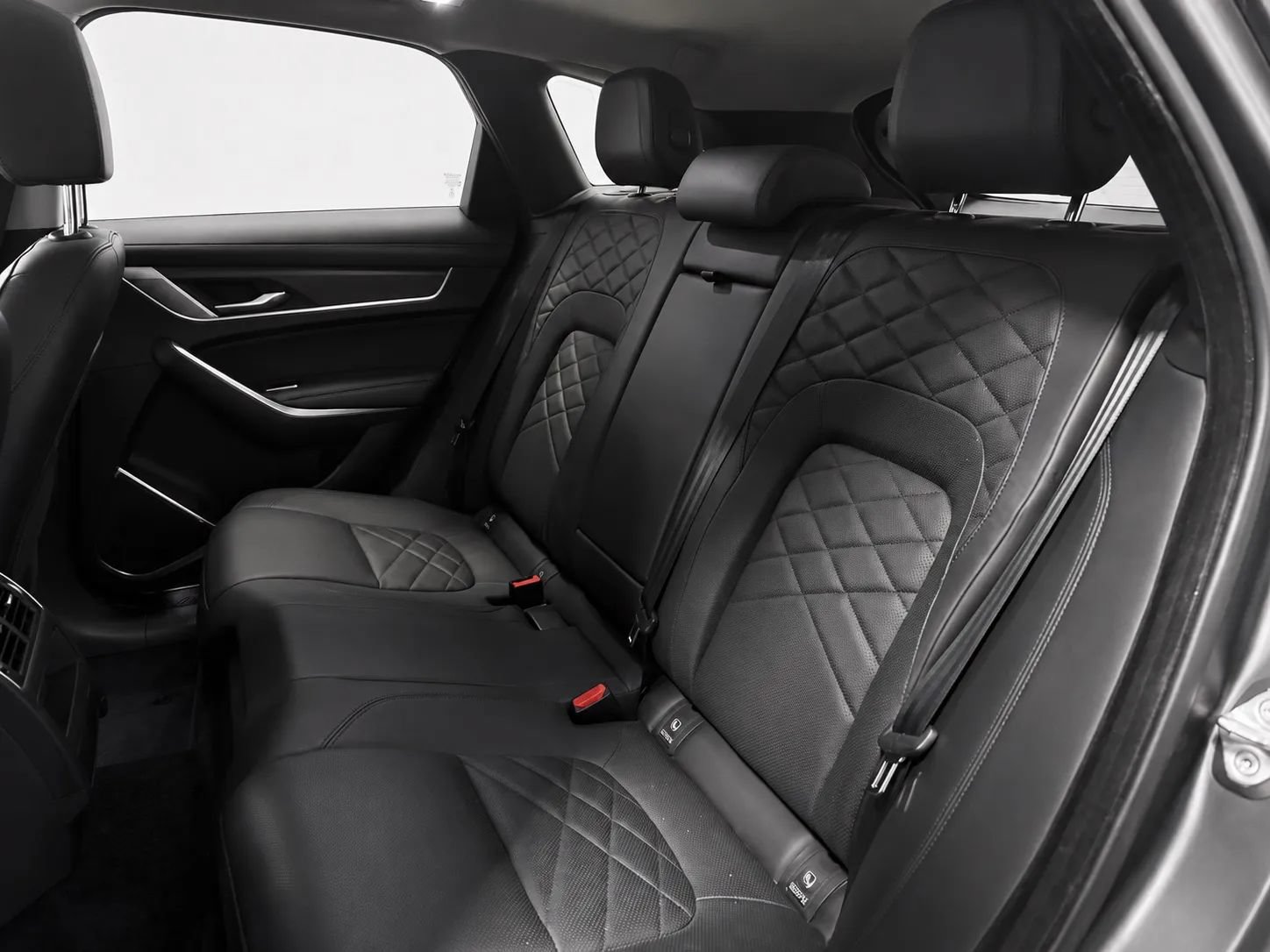 Used 2021 Jaguar F-PACE S AWD/4WD image 13