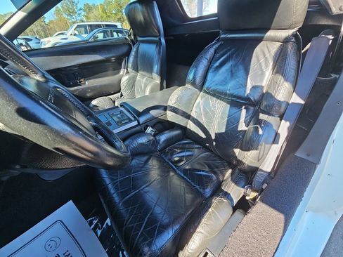 Used 1990 Chevrolet Corvette Convertible image 15