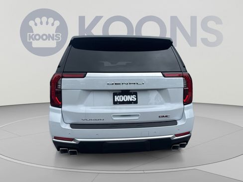 New 2026 GMC Yukon XL Denali w/ Denali Reserve Package AWD/4WD image 4
