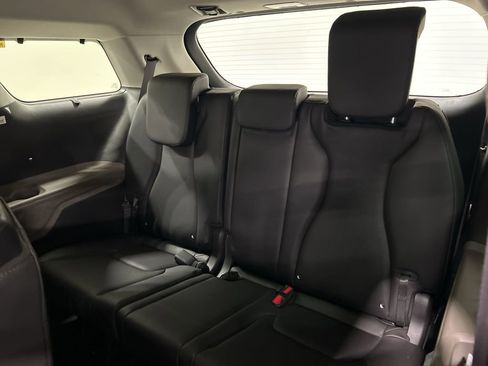 New 2026 Kia Carnival EX image 27