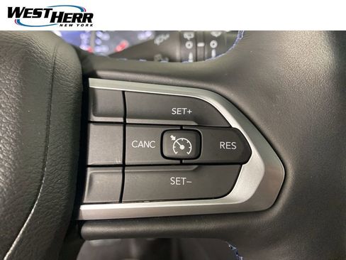 Used 2022 Jeep Compass Latitude w/ Convenience Group image 11