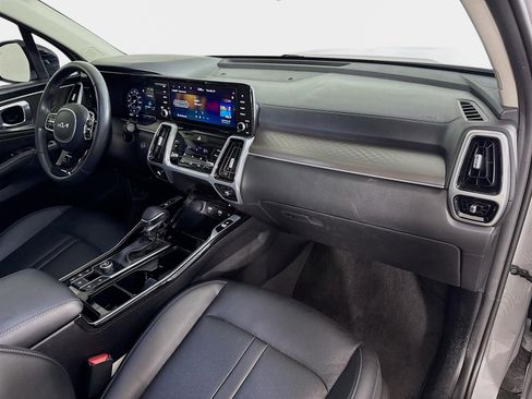 Used 2023 Kia Sorento SX image 30