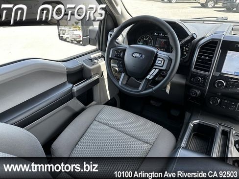 Used 2019 Ford F150 XLT w/ Equipment Group 302A Luxury AWD/4WD image 15