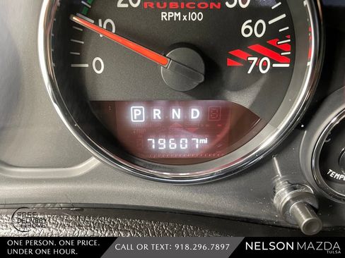 Used 2017 Jeep Wrangler Unlimited Rubicon image 25