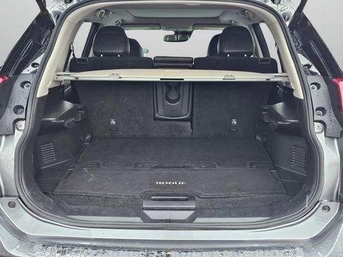 Used 2017 Nissan Rogue SL w/ SL Premium Package image 17