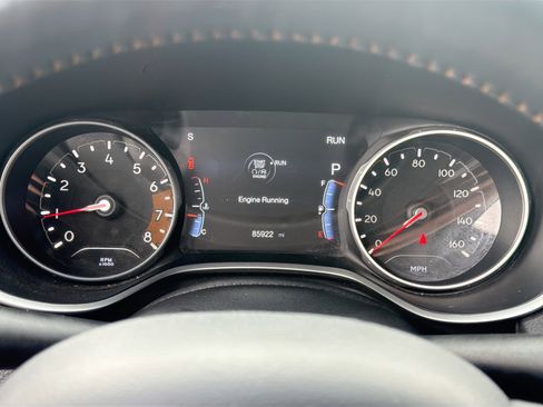 Used 2019 Jeep Compass Limited w/ Advanced Safety Group image 39