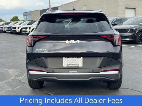 New 2026 Kia Sportage EX FWD image 4