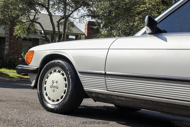 Used 1988 Mercedes-Benz 560 SL image 51