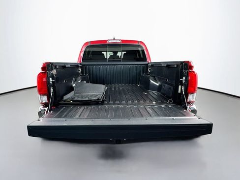 Used 2023 Toyota Tacoma SR5 AWD/4WD image 27
